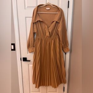 L'ATISTE Camel Pleated Long Sleeve Midi Dress -1X